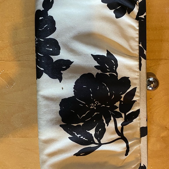 Banana Republic Clutch - Picture 2 of 4